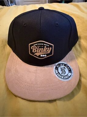 **NWT** Binky Bro- Two-Tone Snapback Cap - Black and Tan